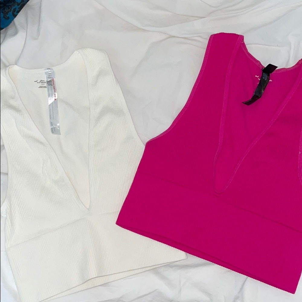 Hailey out from under seamless tank bundle